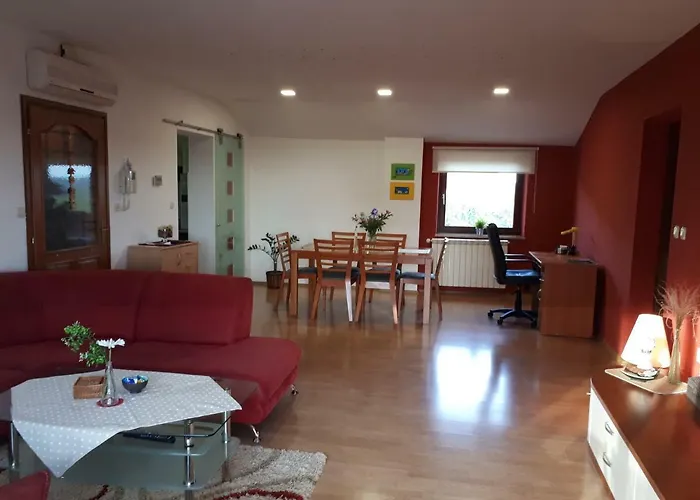 Aleks Apartman